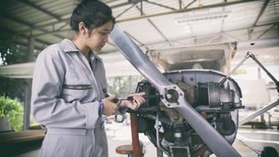 Mujeres y tecnología: la brecha sigue creciendo