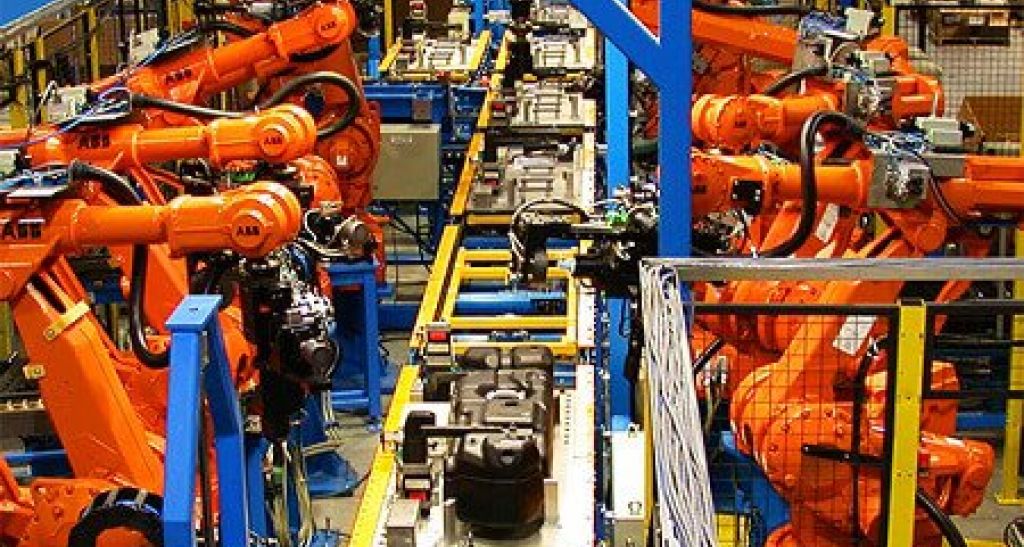 El reto de sobrevivir a la automatización requiere más habilidades: OCDE