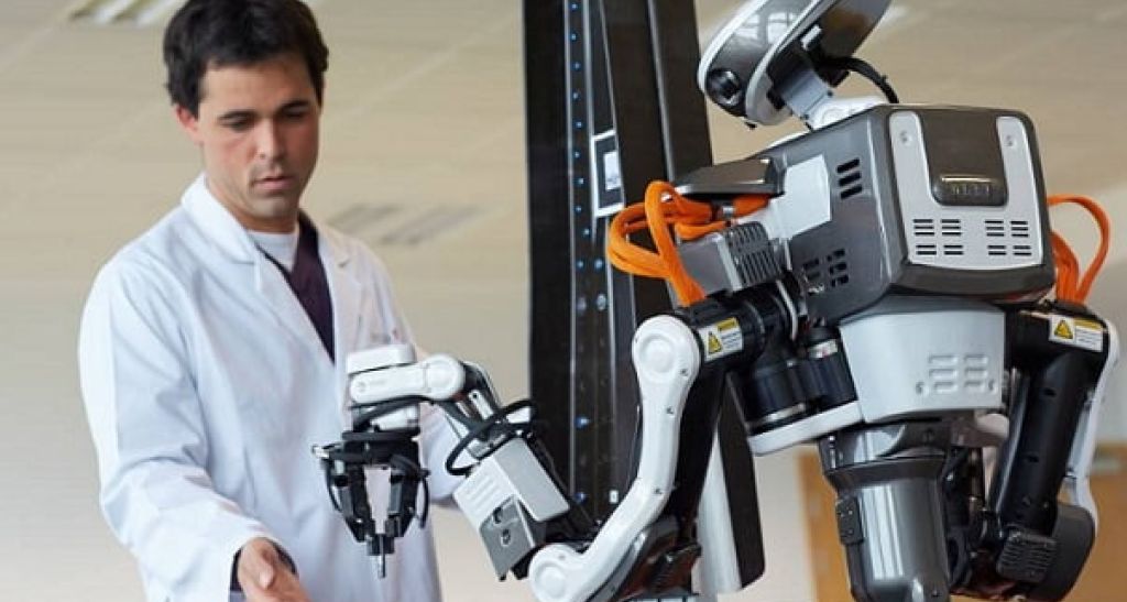 Ocuparán robots 20 millones de empleos en 2030